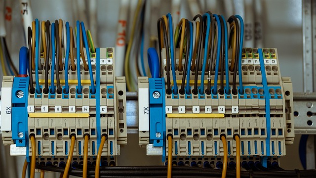 Montagem de painéis elétricos